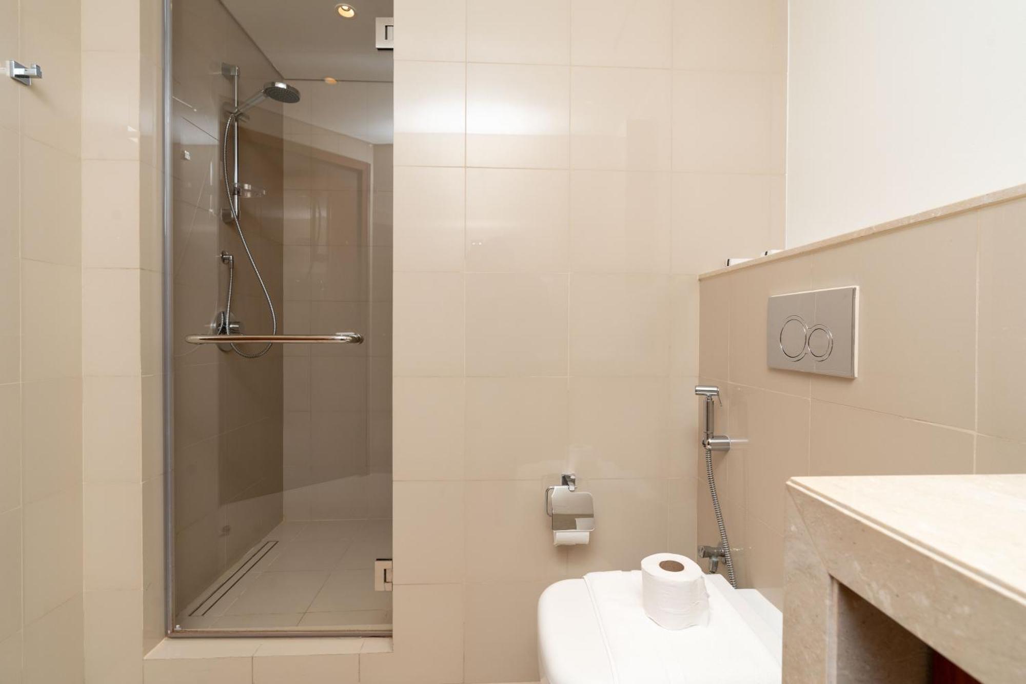 Lux Apt-Burj View Opp. Dxb Mall ドバイ エクステリア 写真