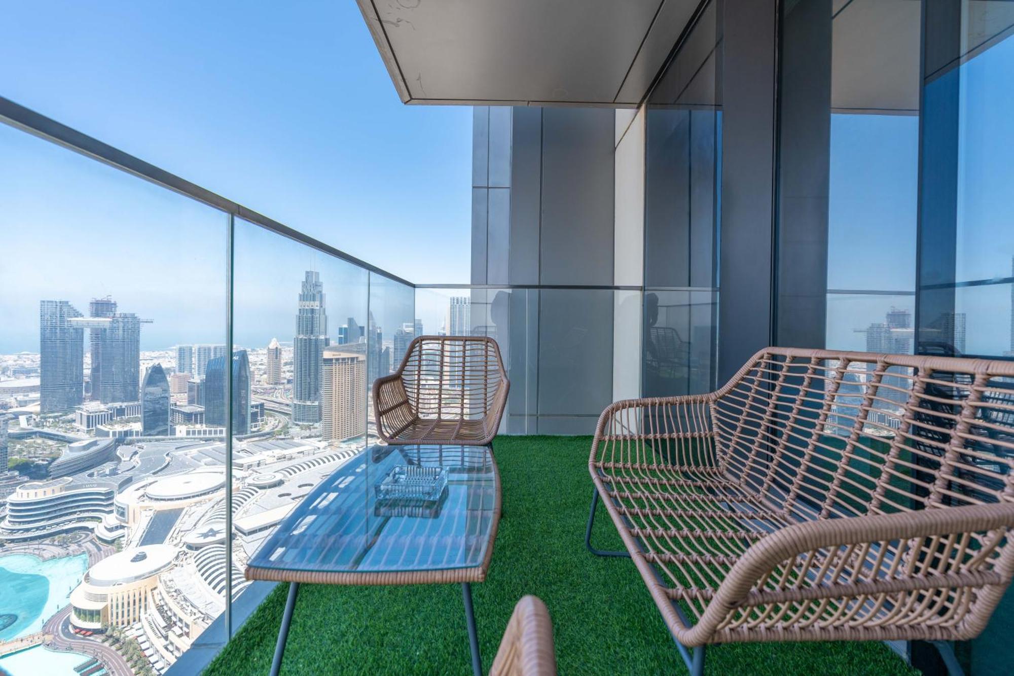 Lux Apt-Burj View Opp. Dxb Mall ドバイ エクステリア 写真