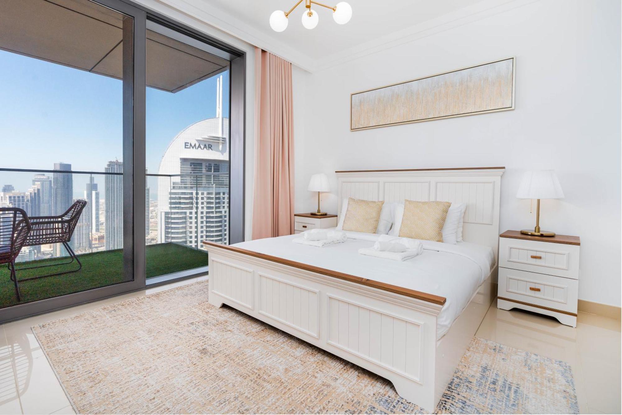 Lux Apt-Burj View Opp. Dxb Mall ドバイ エクステリア 写真