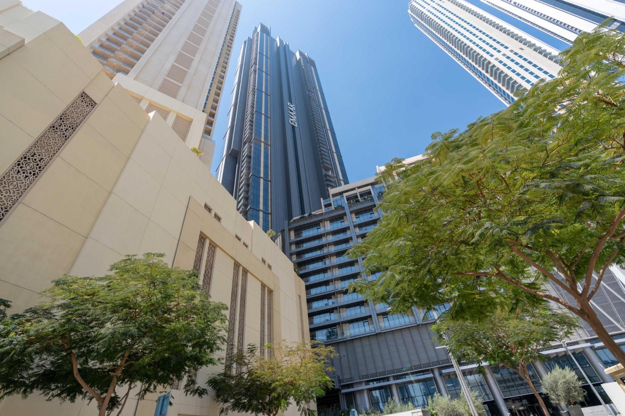 Lux Apt-Burj View Opp. Dxb Mall ドバイ エクステリア 写真